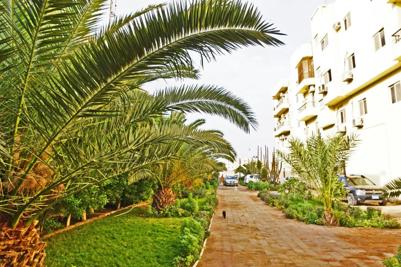 The Touristic Promenade Apartment Gurdaka Kültér fotó